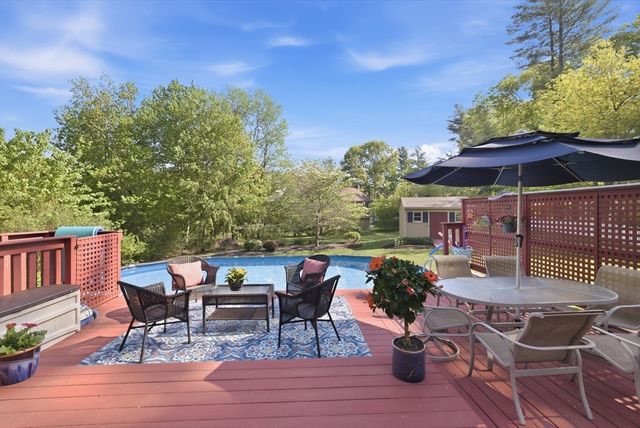 30 Princess Pine Circle, Taunton, MA 02780