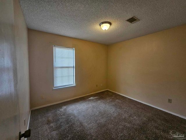 4417 Eastpointe Dr, Pensacola, FL 32514