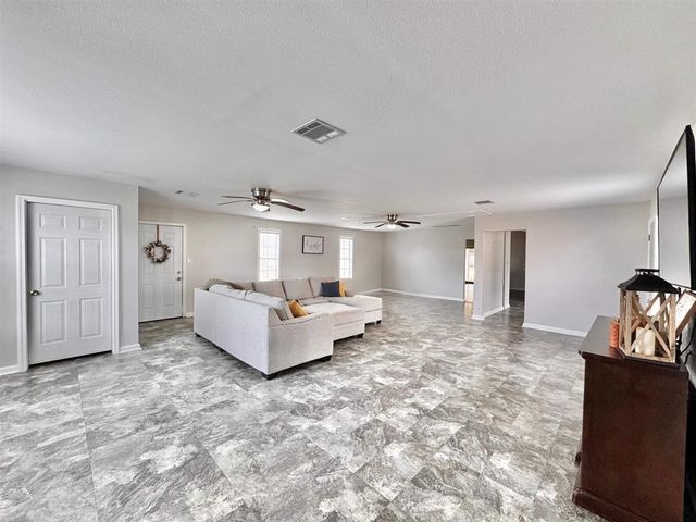 112 Ethan Street, Houma, LA 70363