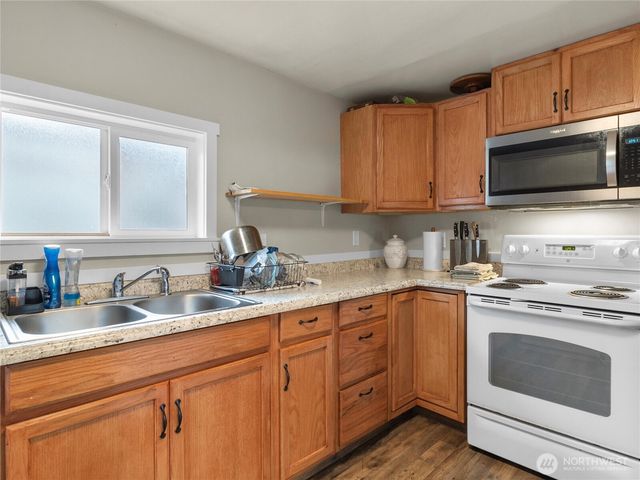 5428 S Cedar St, Tacoma, WA 98409