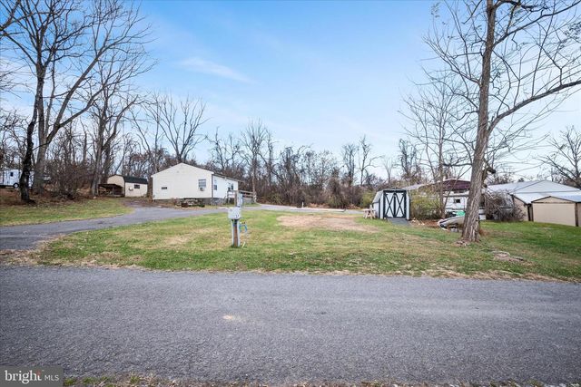 LOT 37 HOT SPRINGS AVE, Falling Waters, WV 25419