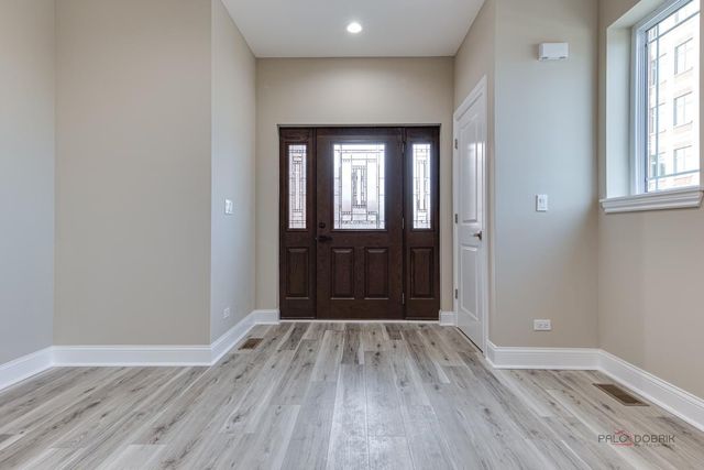 180 Lilah Court, Des Plaines, IL 60016