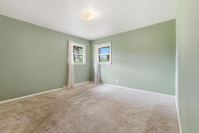 10101 Beechwood AVENUE, Milwaukee, WI 53224