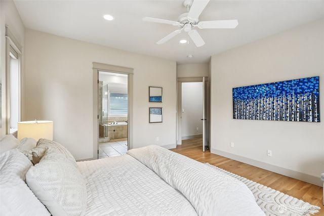 15831 SE 43rd Place, Bellevue, WA 98006