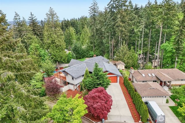 15831 SE 43rd Place, Bellevue, WA 98006