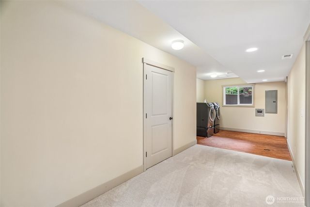 15831 SE 43rd Place, Bellevue, WA 98006