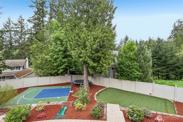 15831 SE 43rd Place, Bellevue, WA 98006