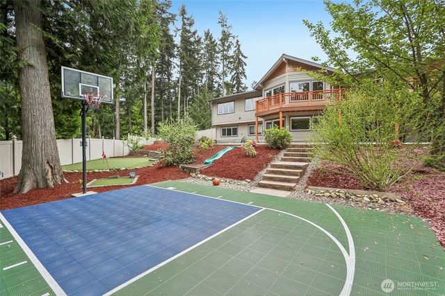 15831 SE 43rd Place, Bellevue, WA 98006