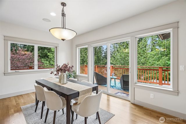 15831 SE 43rd Place, Bellevue, WA 98006