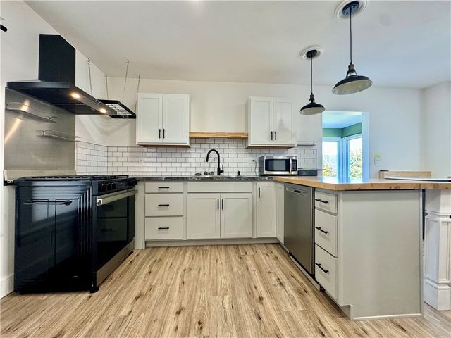 239 West 1st Street, Corning City, NY 14830