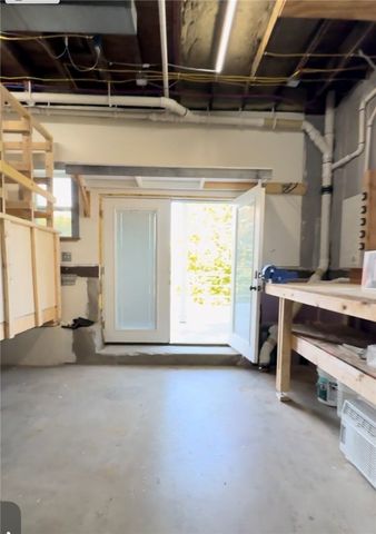 239 West 1st Street, Corning City, NY 14830