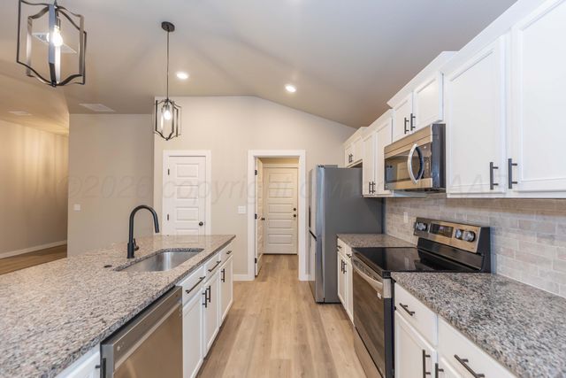 1807 Moon River Road, Amarillo, TX 79118