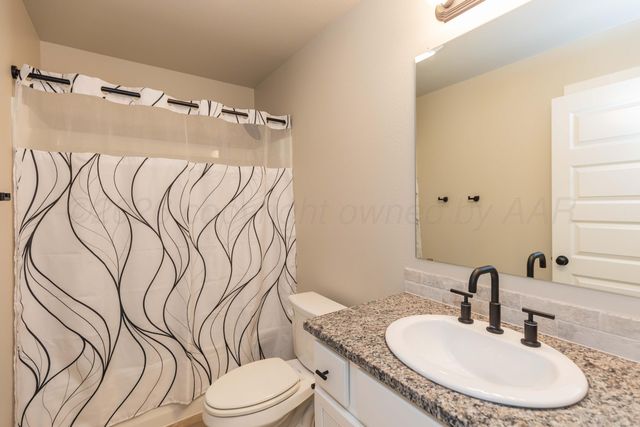 1807 Moon River Road, Amarillo, TX 79118