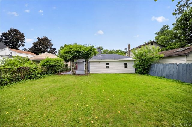 14 Varick Street, Oswego, NY 13126