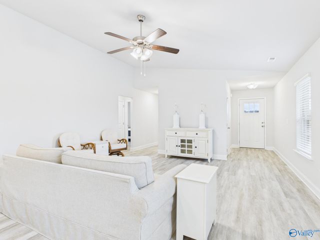 15251 Lapwing Cove, Athens, AL 35611