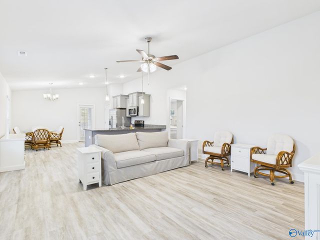 15251 Lapwing Cove, Athens, AL 35611