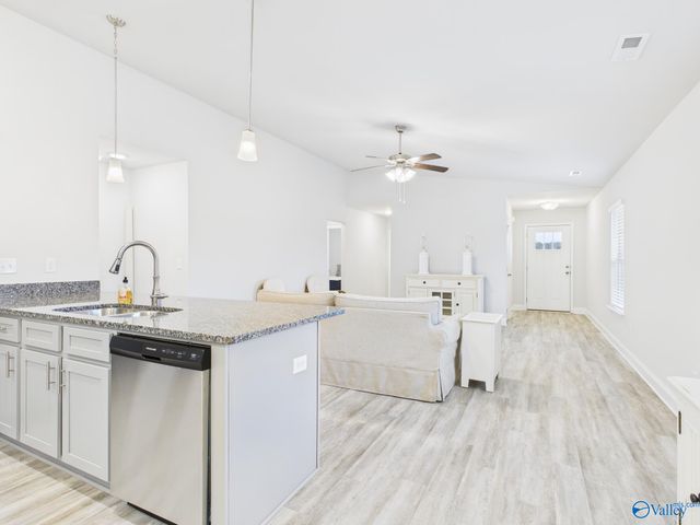 15251 Lapwing Cove, Athens, AL 35611