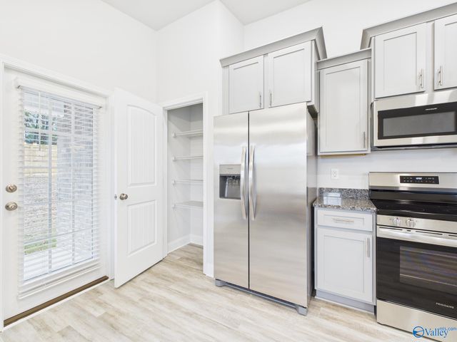 15251 Lapwing Cove, Athens, AL 35611