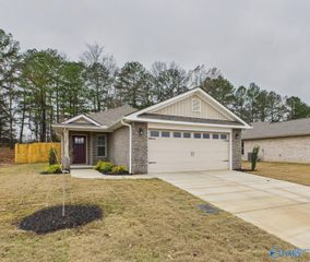 15251 Lapwing Cove, Athens, AL 35611