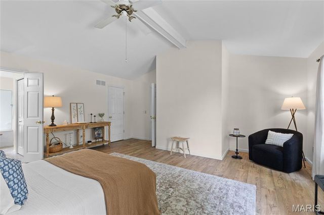 360 Huntleigh Manor Drive, St Charles, MO 63303