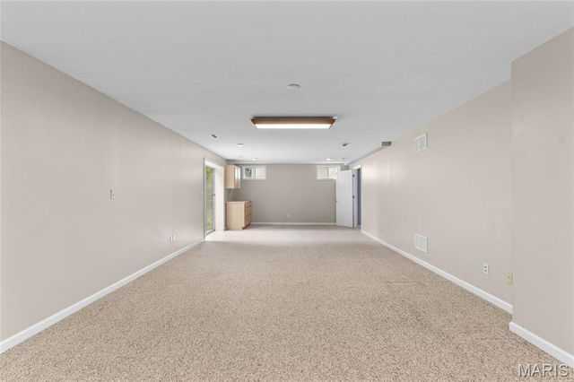 360 Huntleigh Manor Drive, St Charles, MO 63303