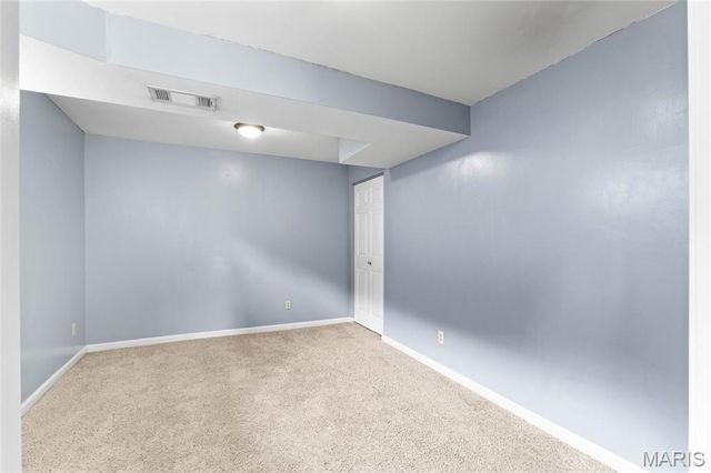 360 Huntleigh Manor Drive, St Charles, MO 63303