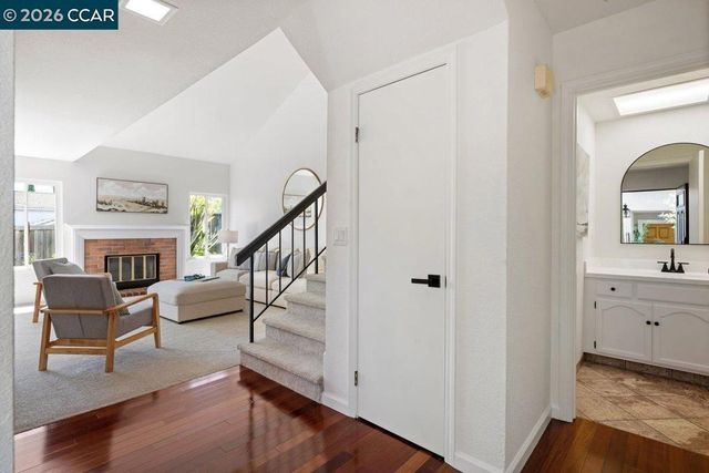 20057 Rawhide Way, Castro Valley, CA 94552