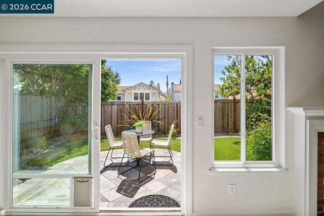 20057 Rawhide Way, Castro Valley, CA 94552