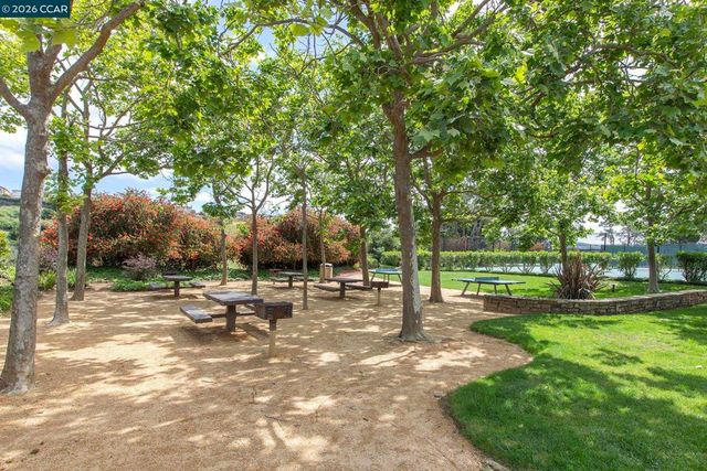 20057 Rawhide Way, Castro Valley, CA 94552
