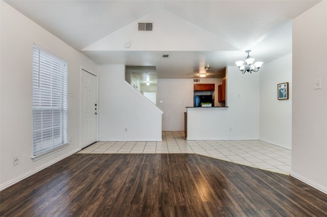 905 Fairbanks Circle, Duncanville, TX 75137