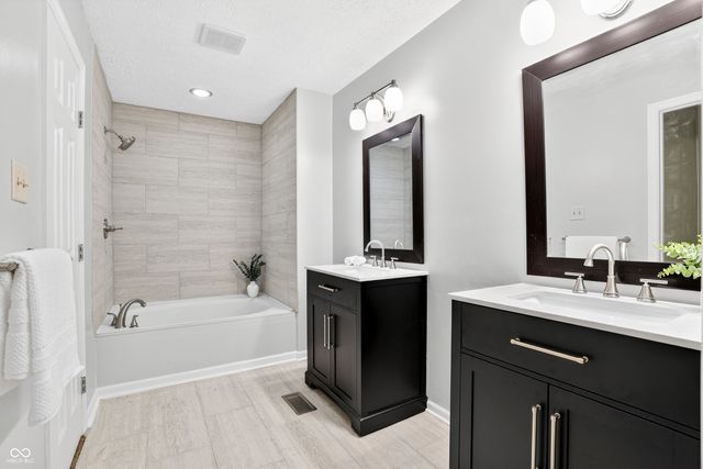 11133 Sunnybay Lane, Indianapolis, IN 46236
