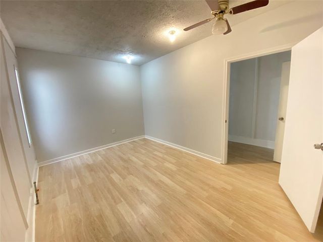 9404 Dulcimer Street, Houston, TX 77051