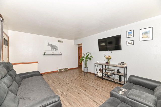 5416 Elaine AVENUE, Cudahy, WI 53110