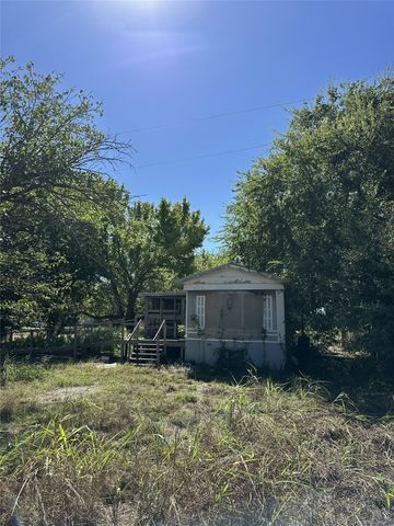 172 Blackfoot Trail, Weatherford, TX 76087