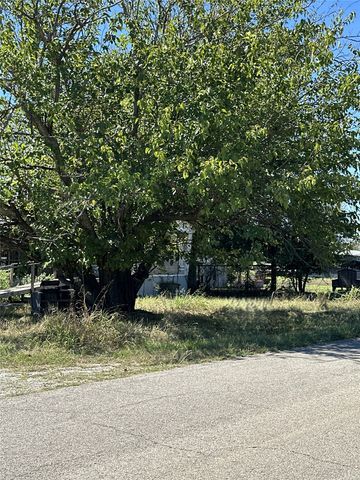 172 Blackfoot Trail, Weatherford, TX 76087