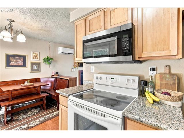 3300 KAUFFMAN Ave 18, Vancouver, WA 98660