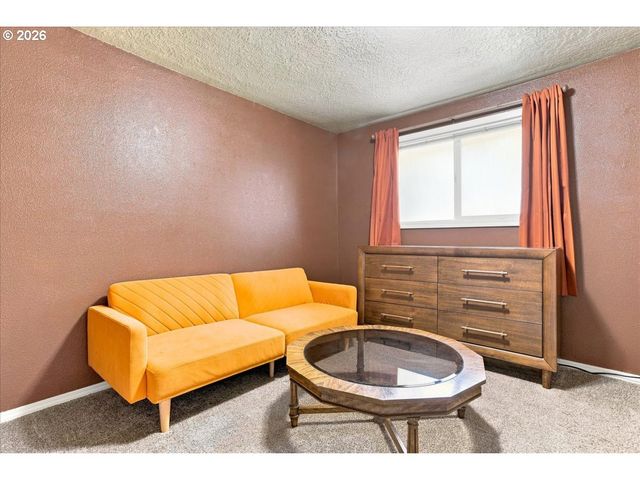 3300 KAUFFMAN Ave 18, Vancouver, WA 98660