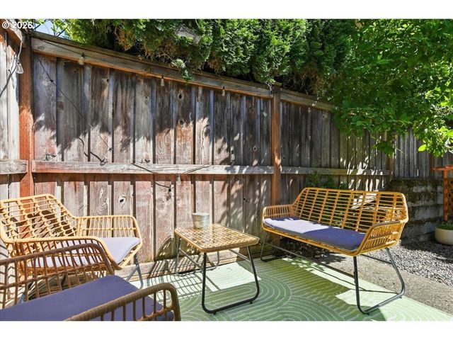 3300 KAUFFMAN Ave 18, Vancouver, WA 98660