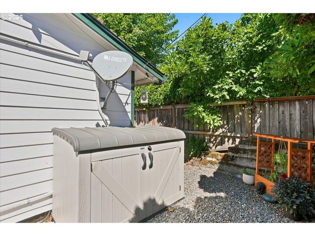 3300 KAUFFMAN Ave 18, Vancouver, WA 98660