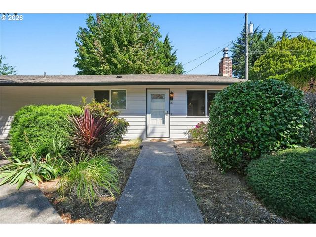 3300 KAUFFMAN Ave 18, Vancouver, WA 98660