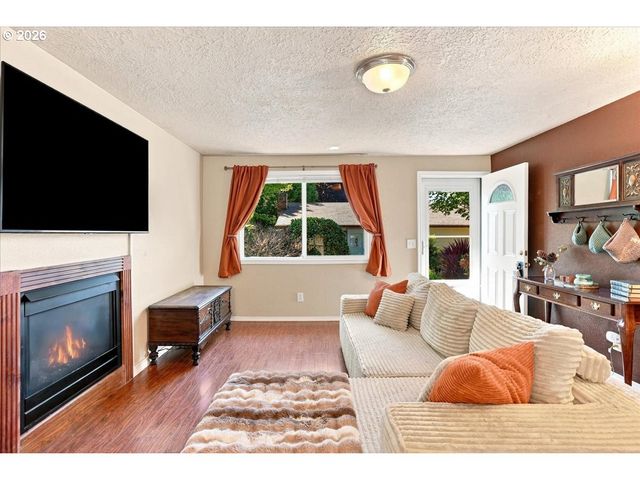 3300 KAUFFMAN Ave 18, Vancouver, WA 98660