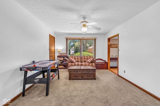 742 Eagle Parkway 21, Brownsburg, IN 46112