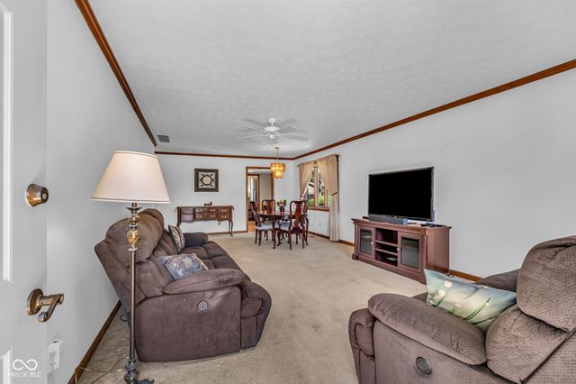 742 Eagle Parkway 21, Brownsburg, IN 46112