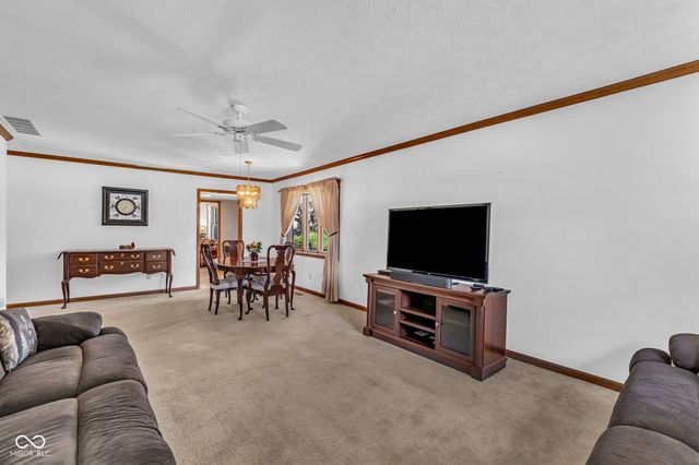 742 Eagle Parkway 21, Brownsburg, IN 46112