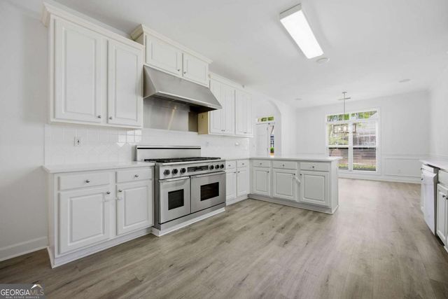 870 Scales Road, Suwanee, GA 30024