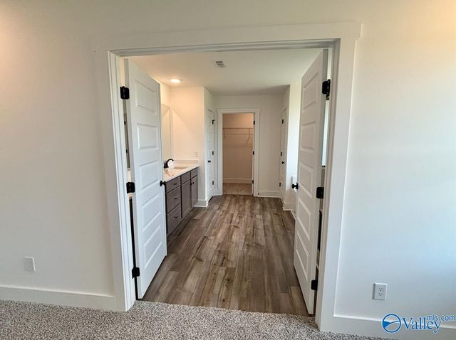 214 Lookout Point Road, Huntsville, AL 35811