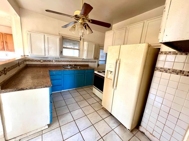 3121 S Weinbach Avenue, Evansville, IN 47714