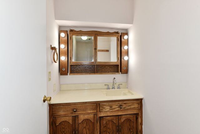 7953 Forest Park Drive, Indianapolis, IN 46217