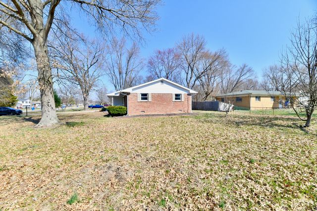 7953 Forest Park Drive, Indianapolis, IN 46217