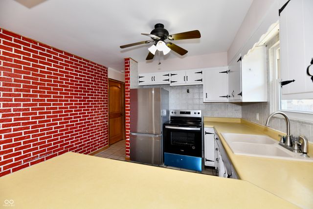 7953 Forest Park Drive, Indianapolis, IN 46217